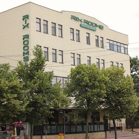 Pensiunea Rix Rooms Fokszany Zewnętrze zdjęcie