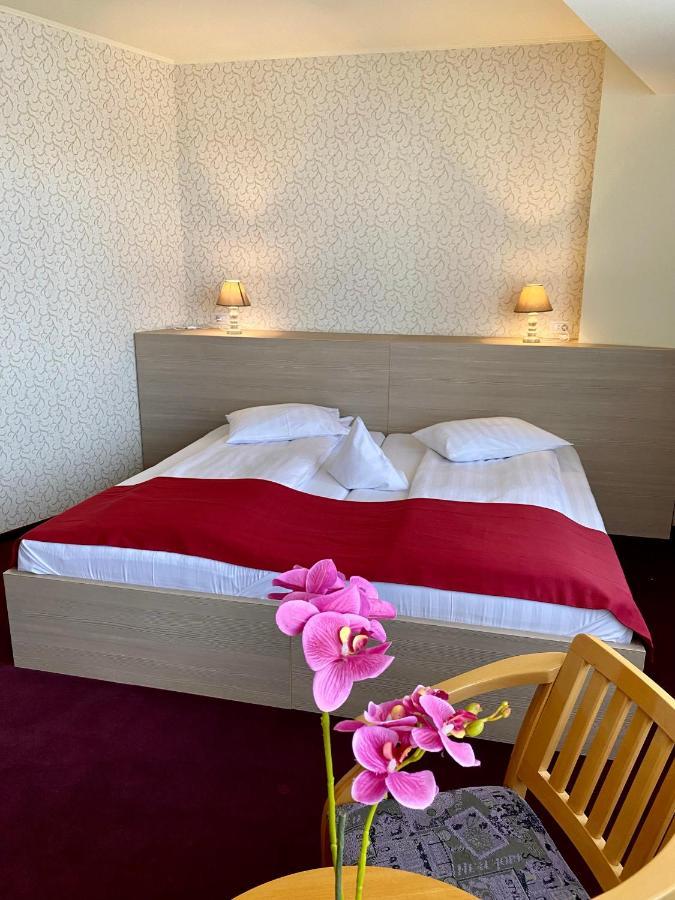 Pensiunea Rix Rooms Fokszany Zewnętrze zdjęcie