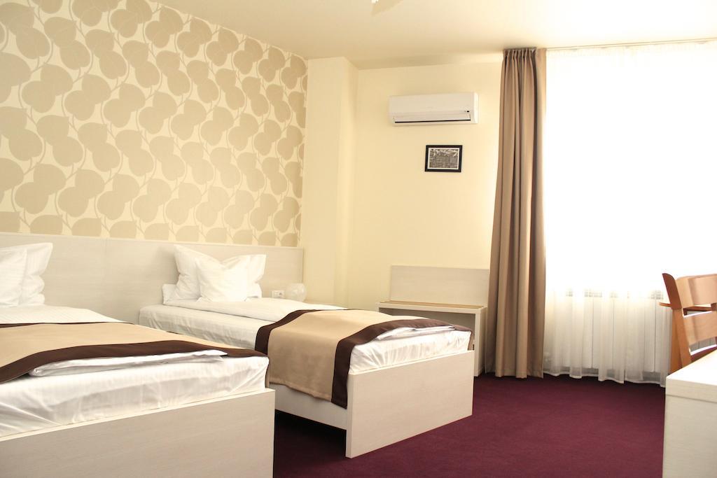Pensiunea Rix Rooms Fokszany Pokój zdjęcie